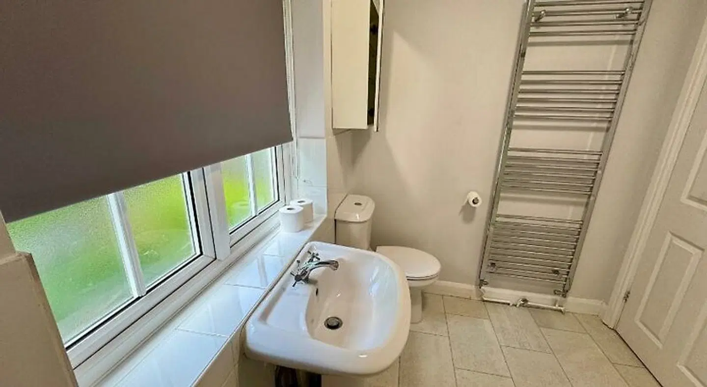 Brentwood Guest House Badezimmer