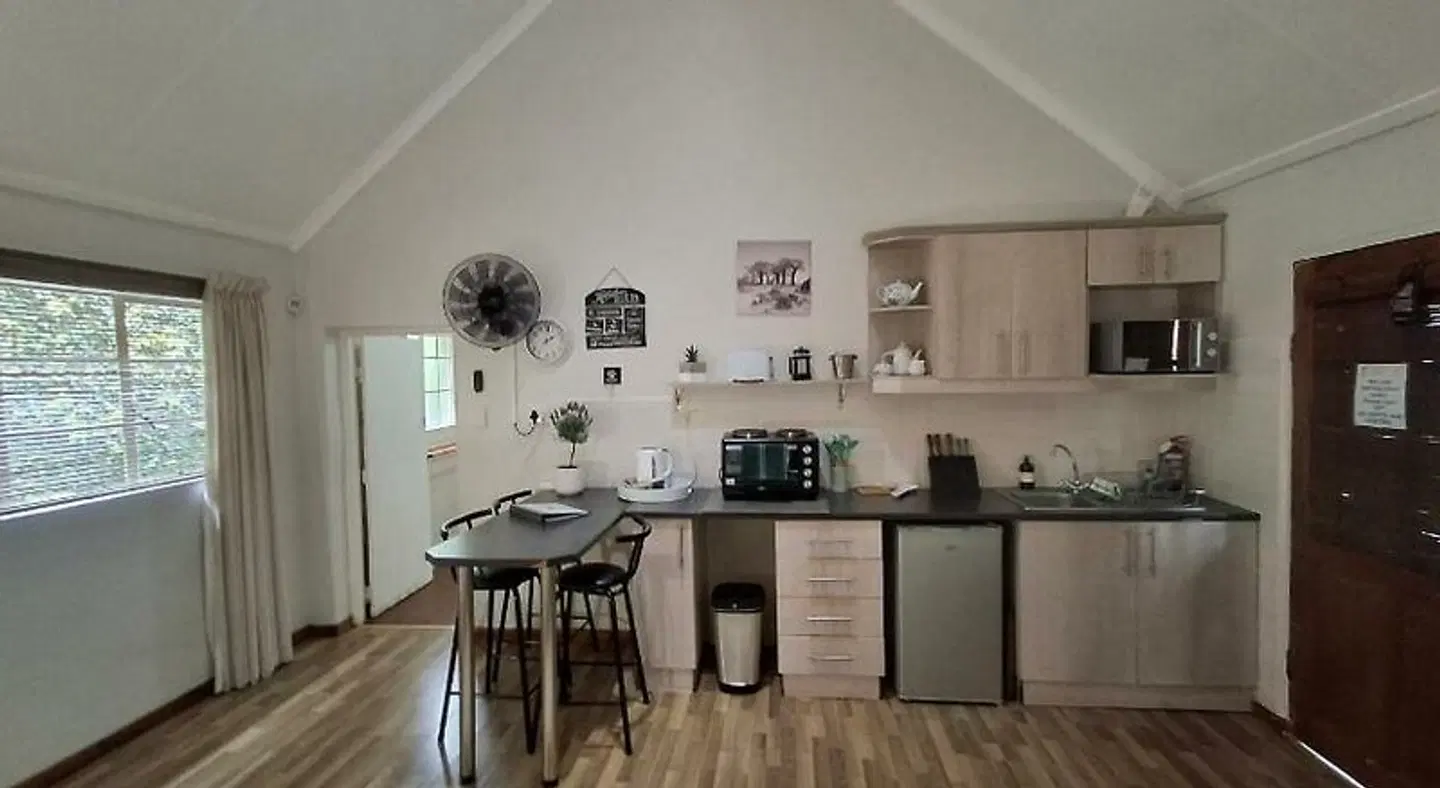 Apartment 7 On Oakleigh Restaurant