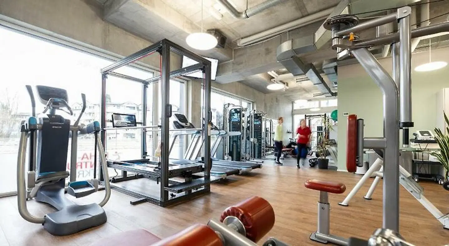 HOTEL APART - Welcoming l Urban Feel l Design SPORTS_AND_LEISURE