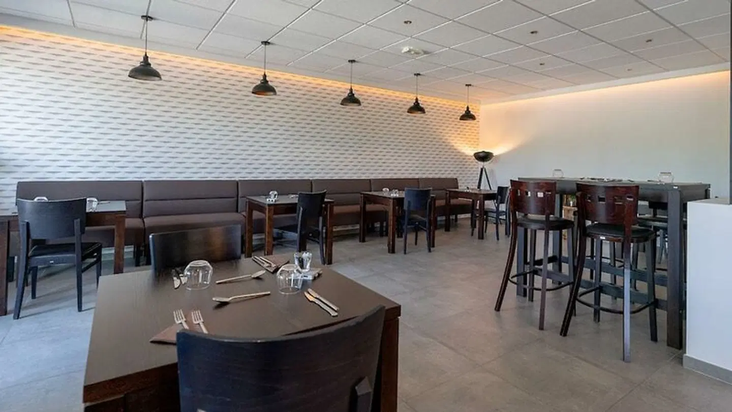 Kyriad Sens Restaurant