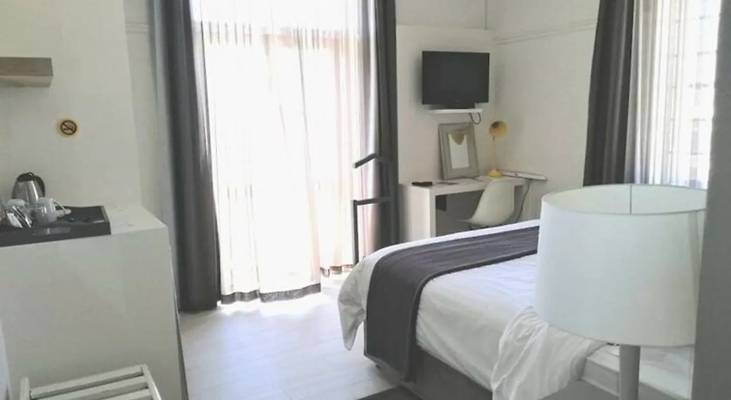 The Hampton ROOM_EXAMPLE