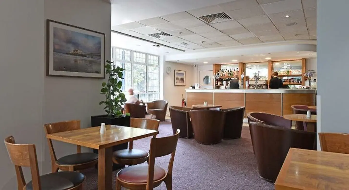 The Lodge At Meyrick Park Guest House Bar