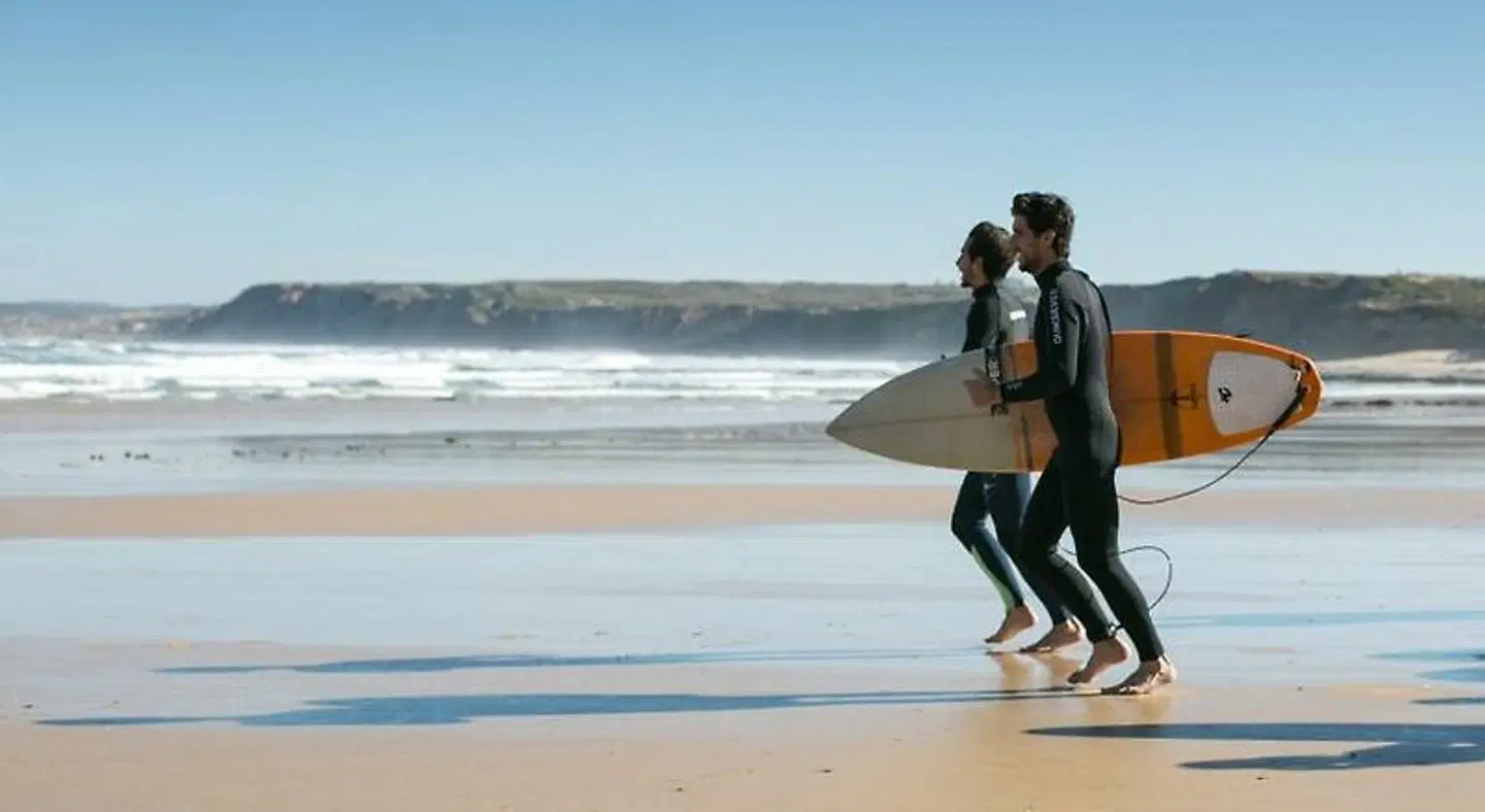 Balili Surf House Strand