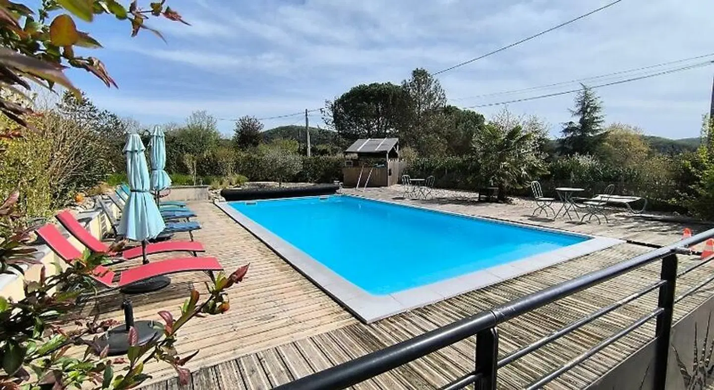 Le Puits de Garival OUTDOOR_POOL