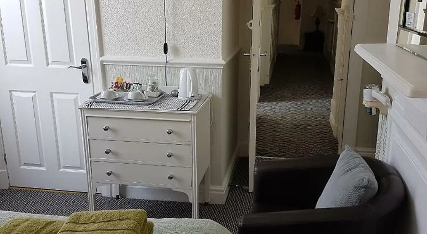 Binton Guest House Badezimmer