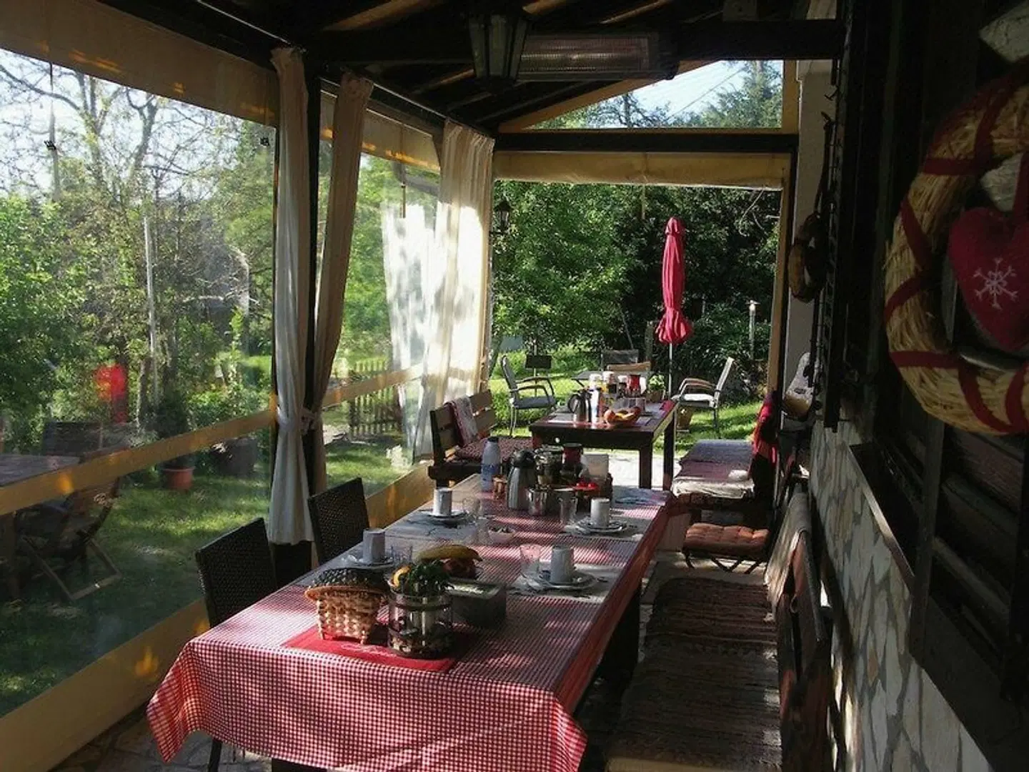 Villa Sumrak Restaurant