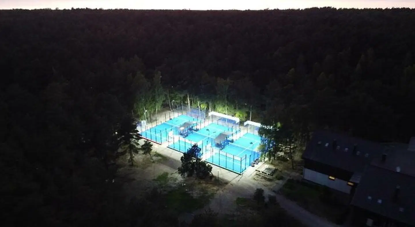 Nidos kempingas OUTDOOR_POOL