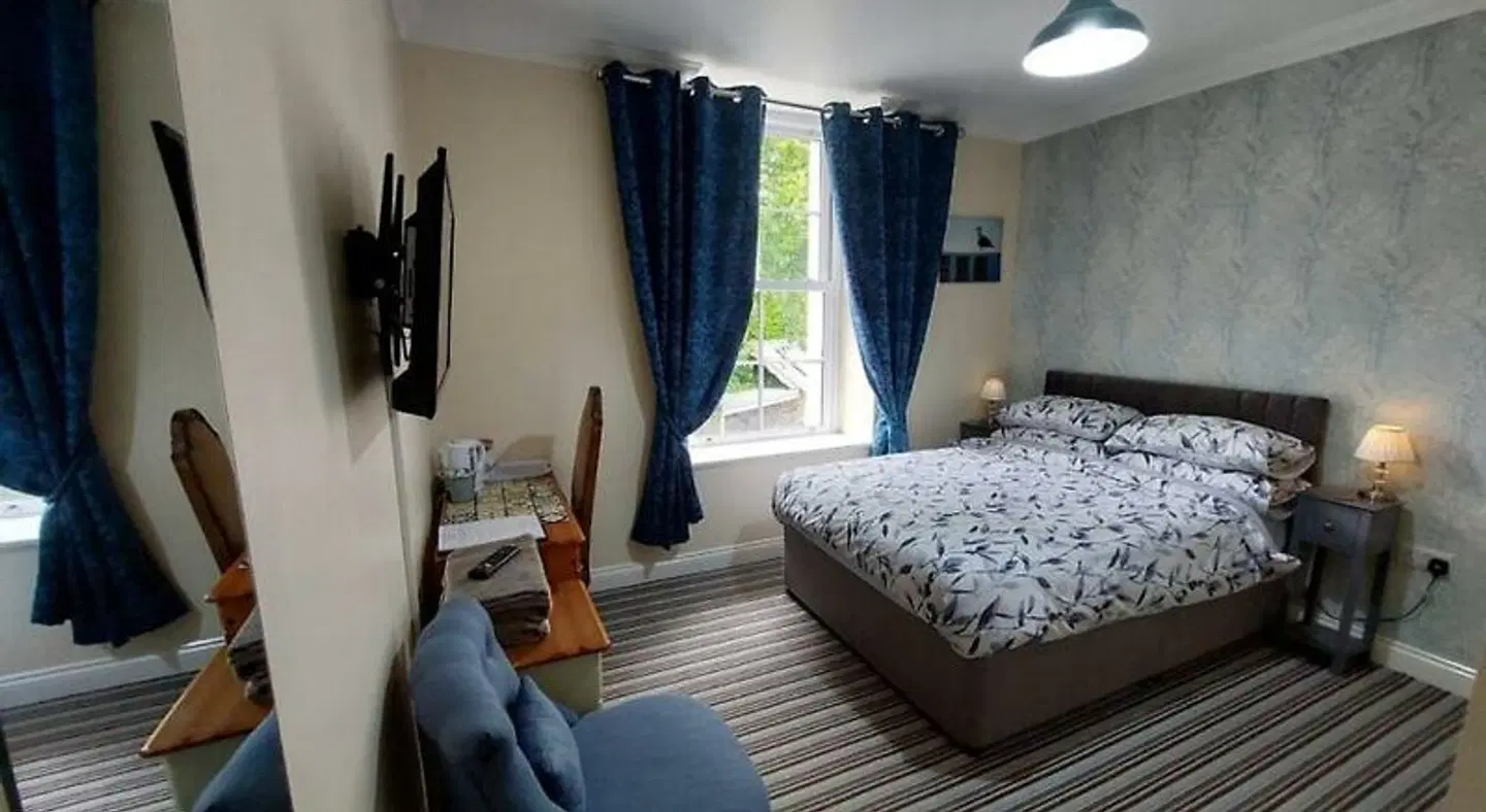 Old School Bed and Breakfast ROOM_EXAMPLE
