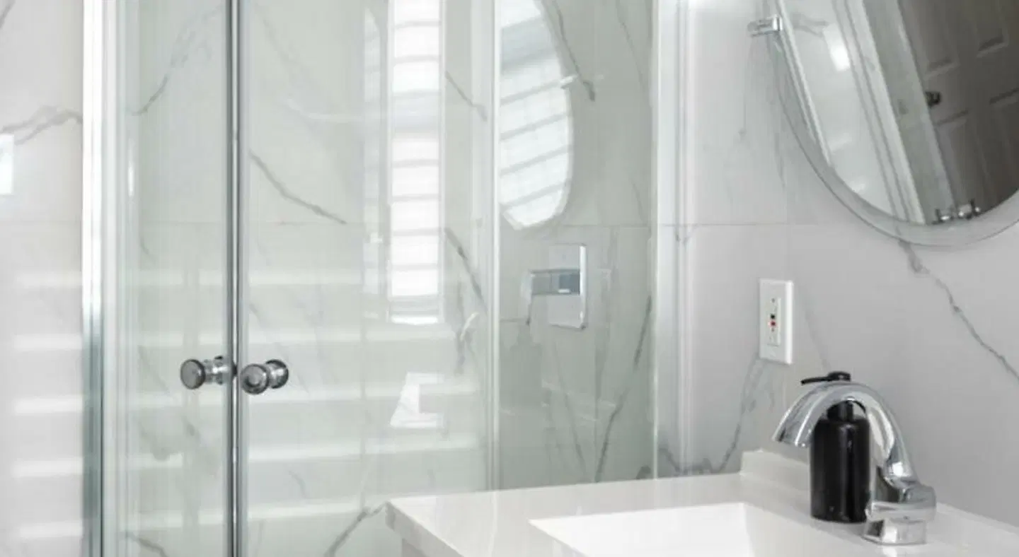 Le Nomade MTL Badezimmer
