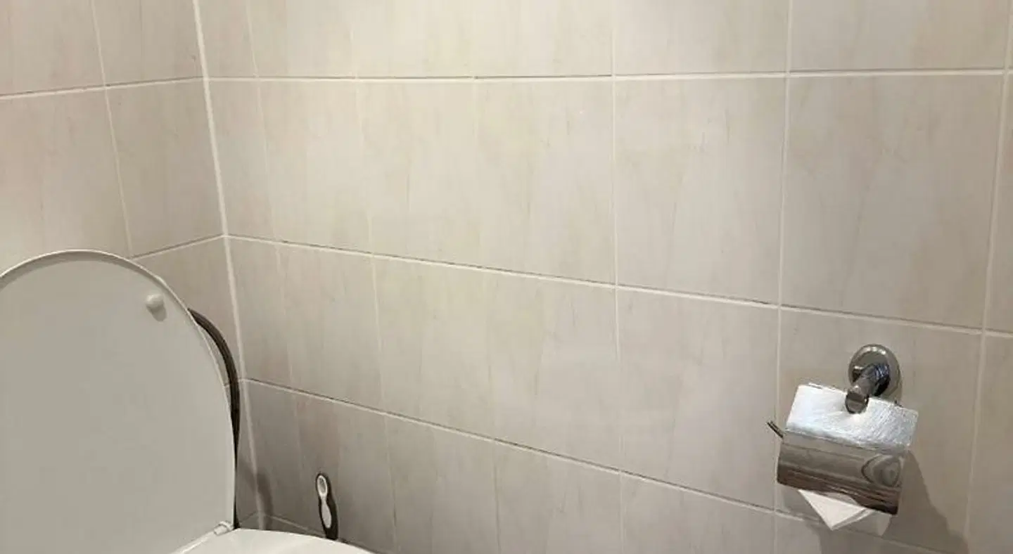 Olimpija Hotel Badezimmer