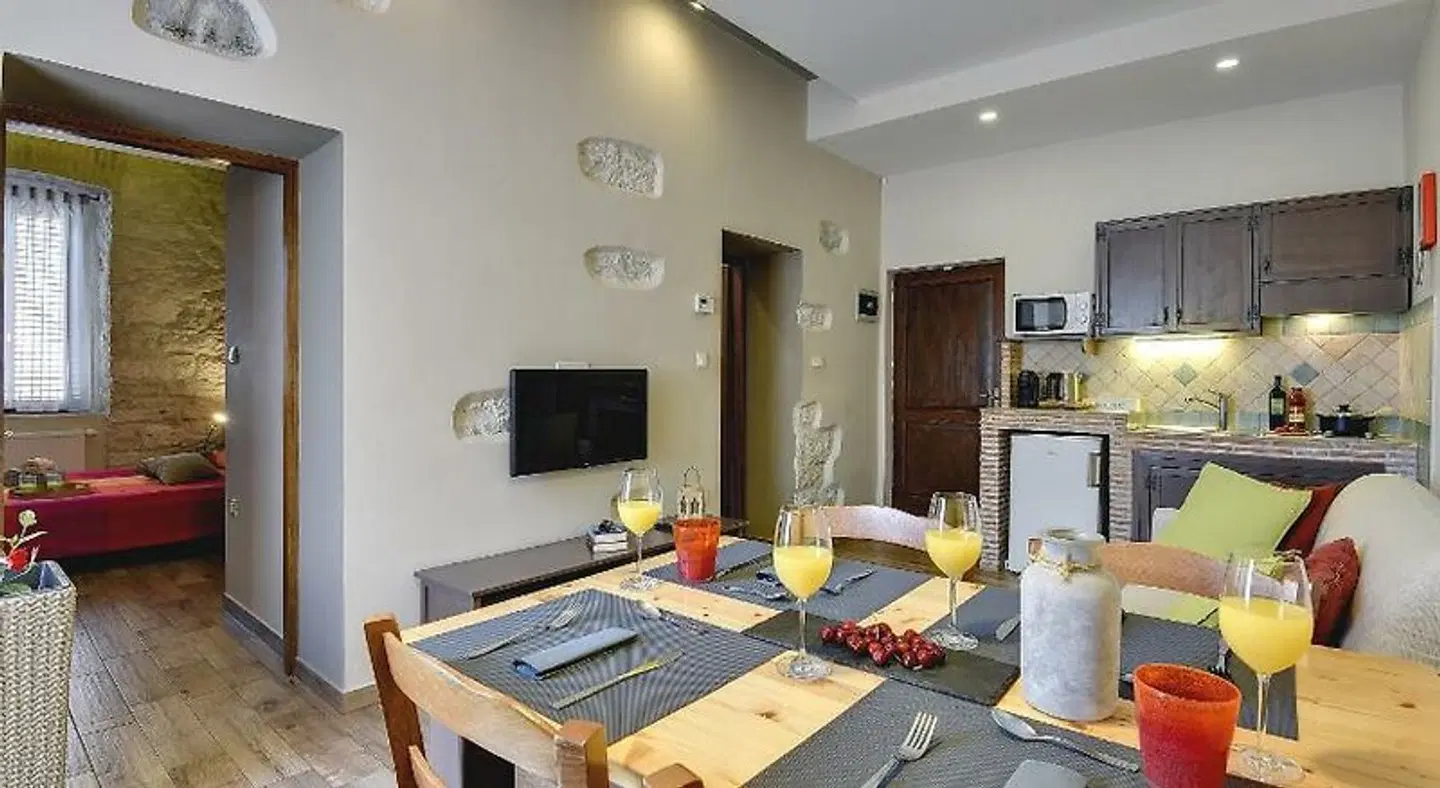 Mimoza Old Town Pula Apartments ROOM_EXAMPLE