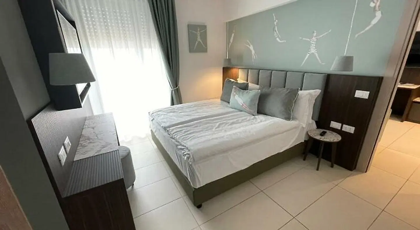 Europa ROOM_EXAMPLE