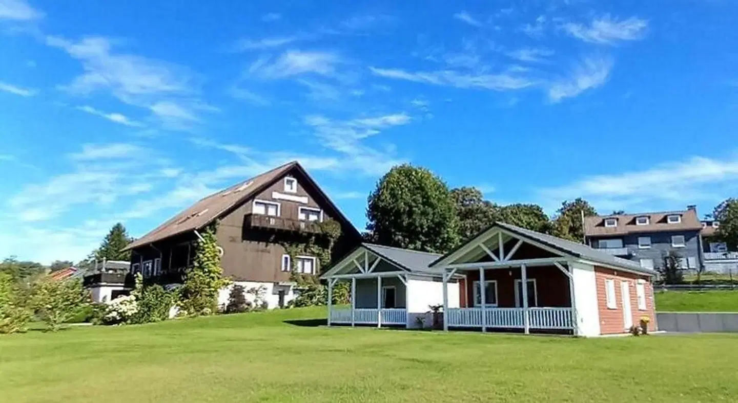Vier Jahreszeiten Hotel Garni EXTERIOR