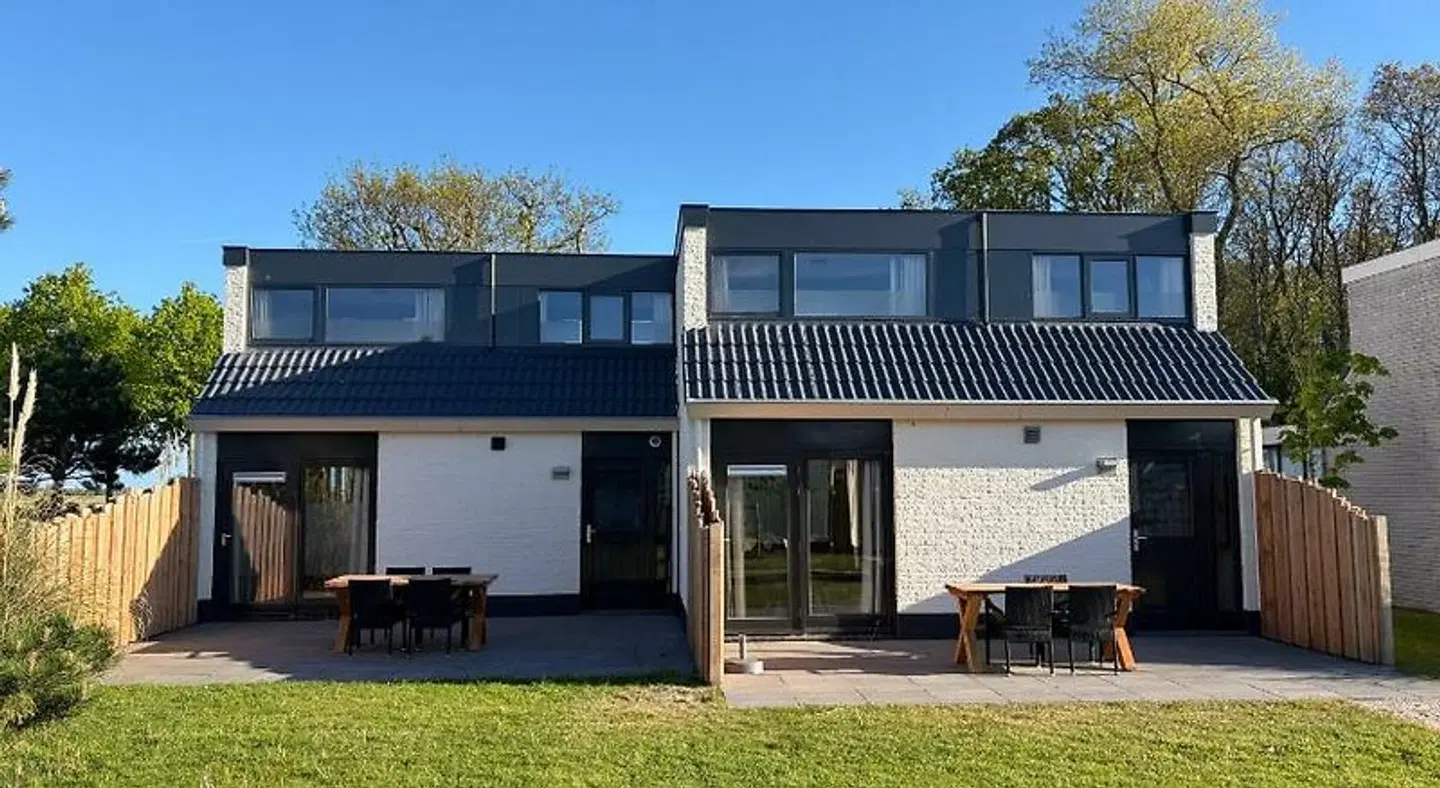 't Eibernest EXTERIOR
