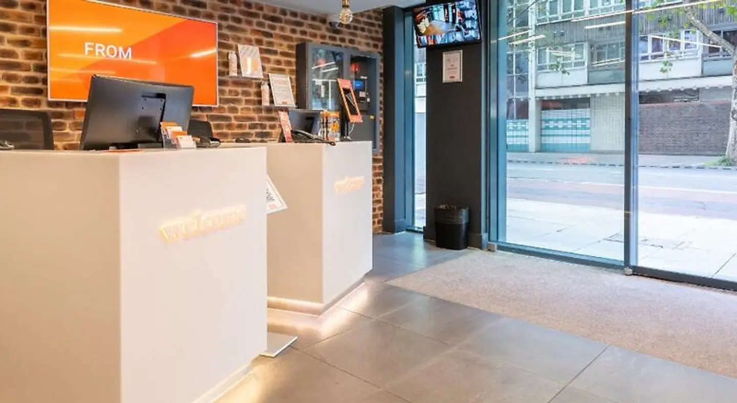 easyHotel London City Shoreditch LOUNGE_LOBBY