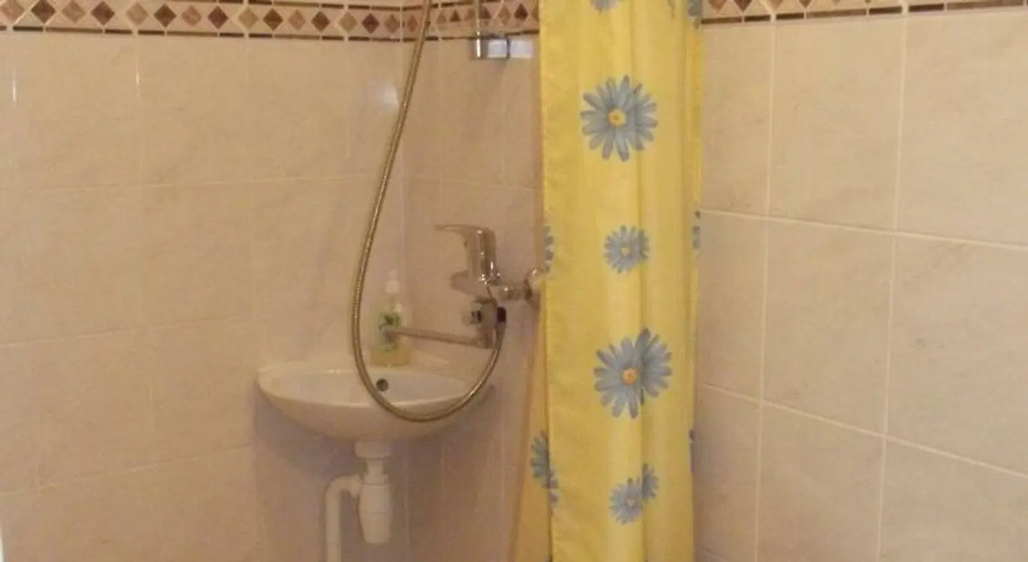 Kure Guesthouse Badezimmer