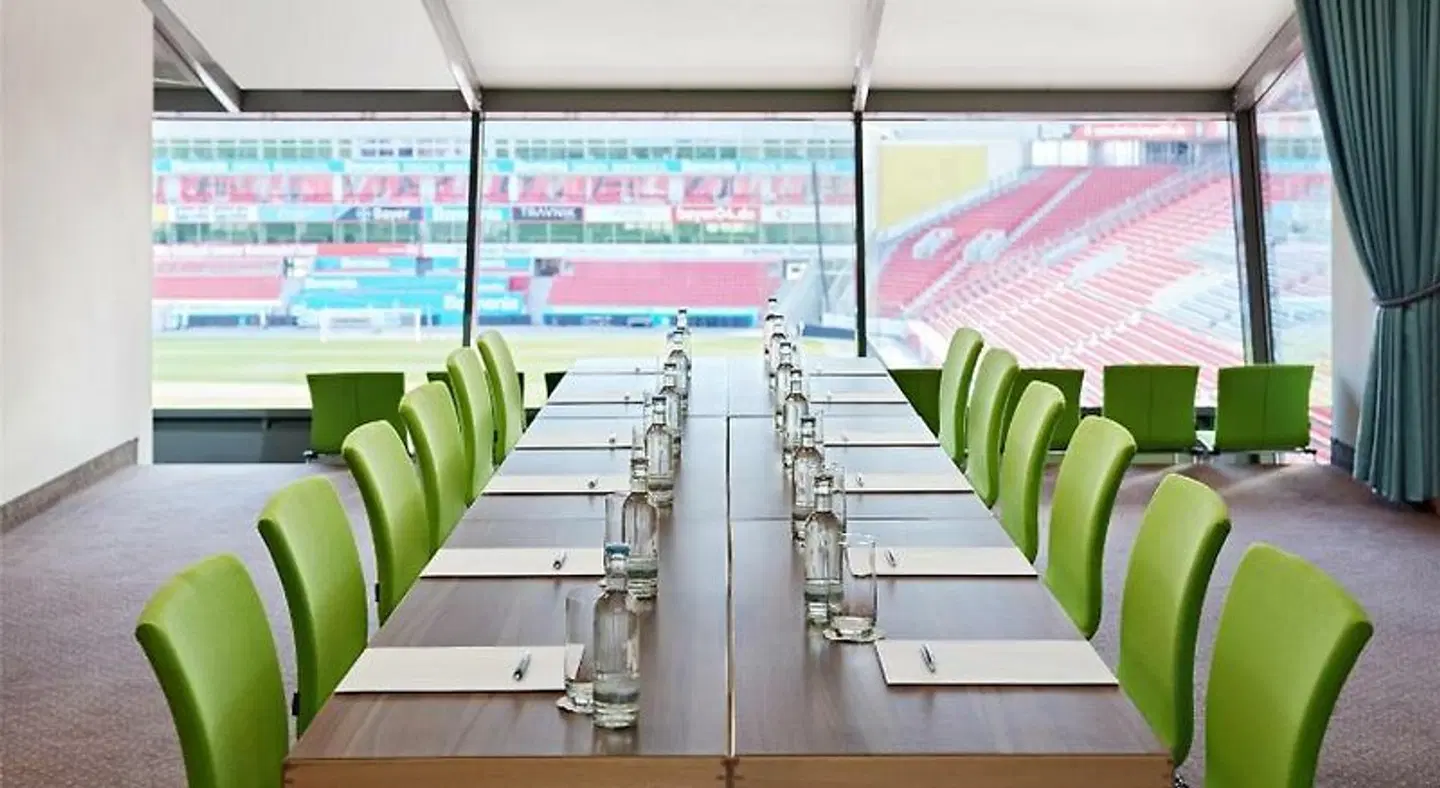 Lindner BayArena Konferenz