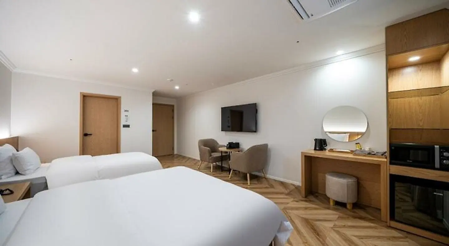 H Avenue GuMi OkGye ROOM_EXAMPLE
