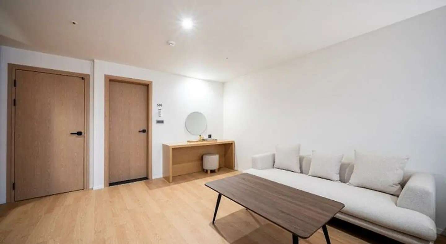 H Avenue GuMi OkGye ROOM_EXAMPLE