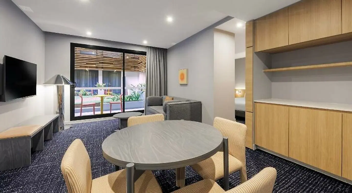 lyf on Elizabeth Melbourne ROOM_EXAMPLE
