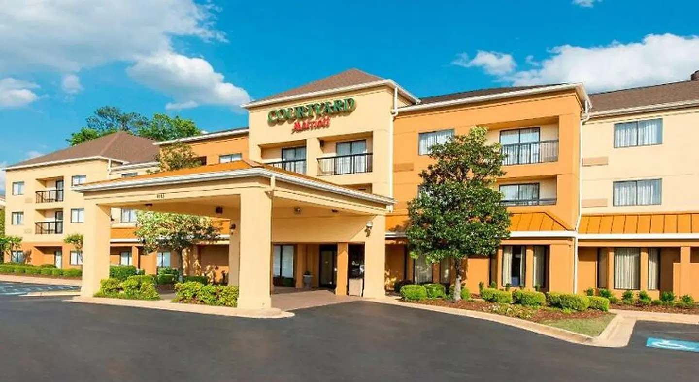 Courtyard by Marriott Tuscaloosa EXTERIOR