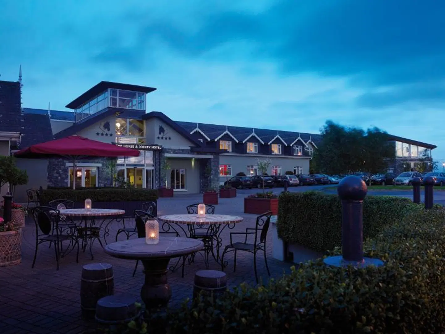Horse & Jockey EXTERIOR