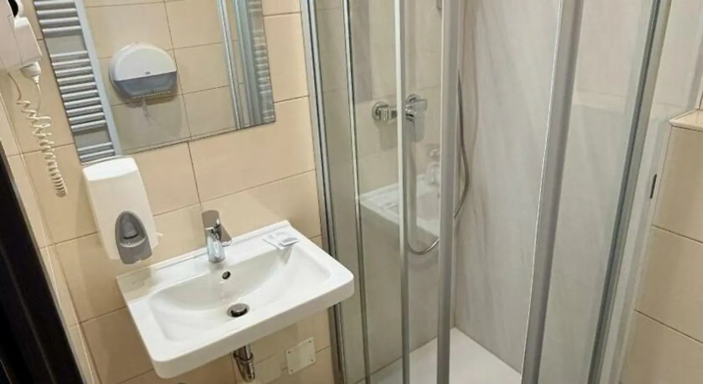 Hostel Moving Badezimmer