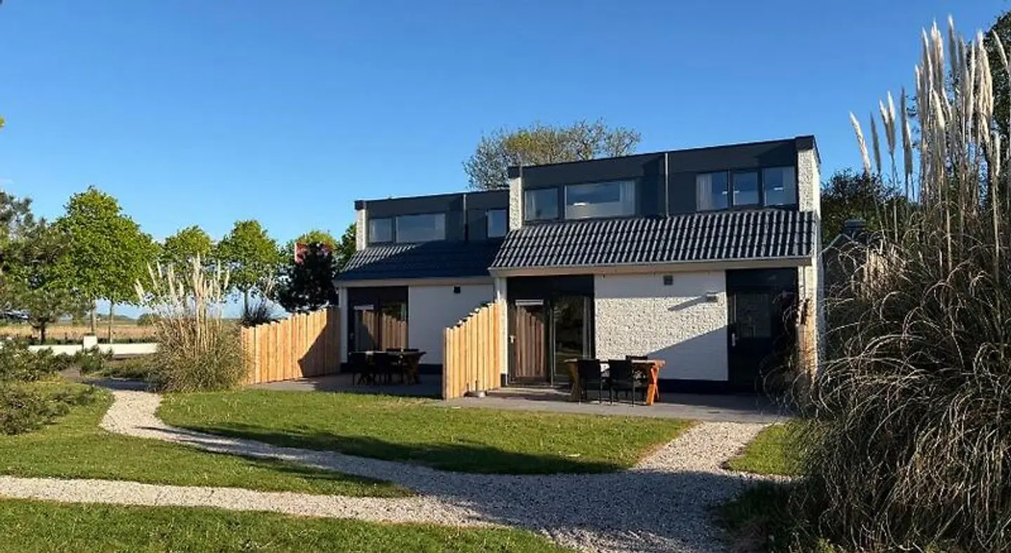 't Eibernest EXTERIOR