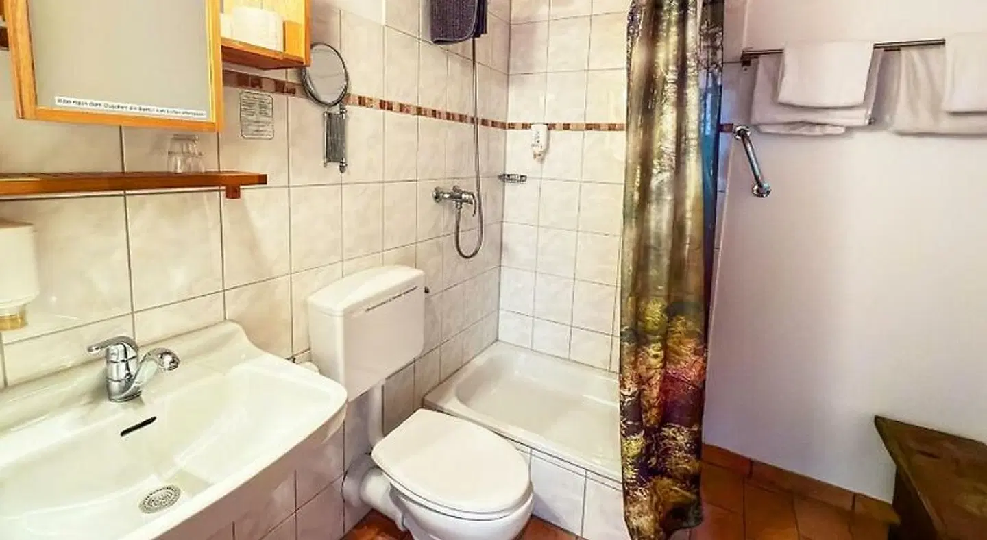 Zur Burgschänke Badezimmer