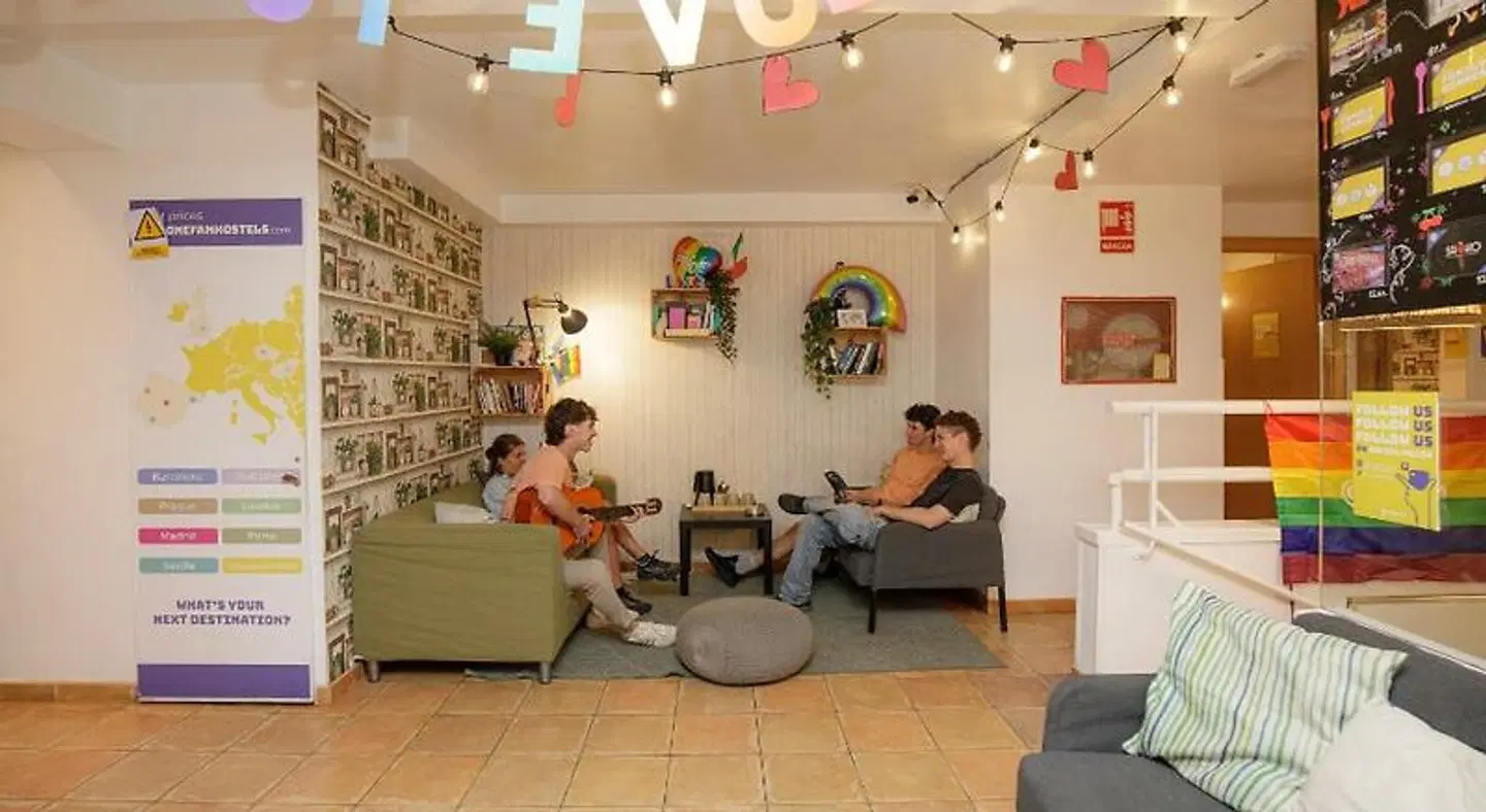 Hostelfam  Batllo LOUNGE_LOBBY