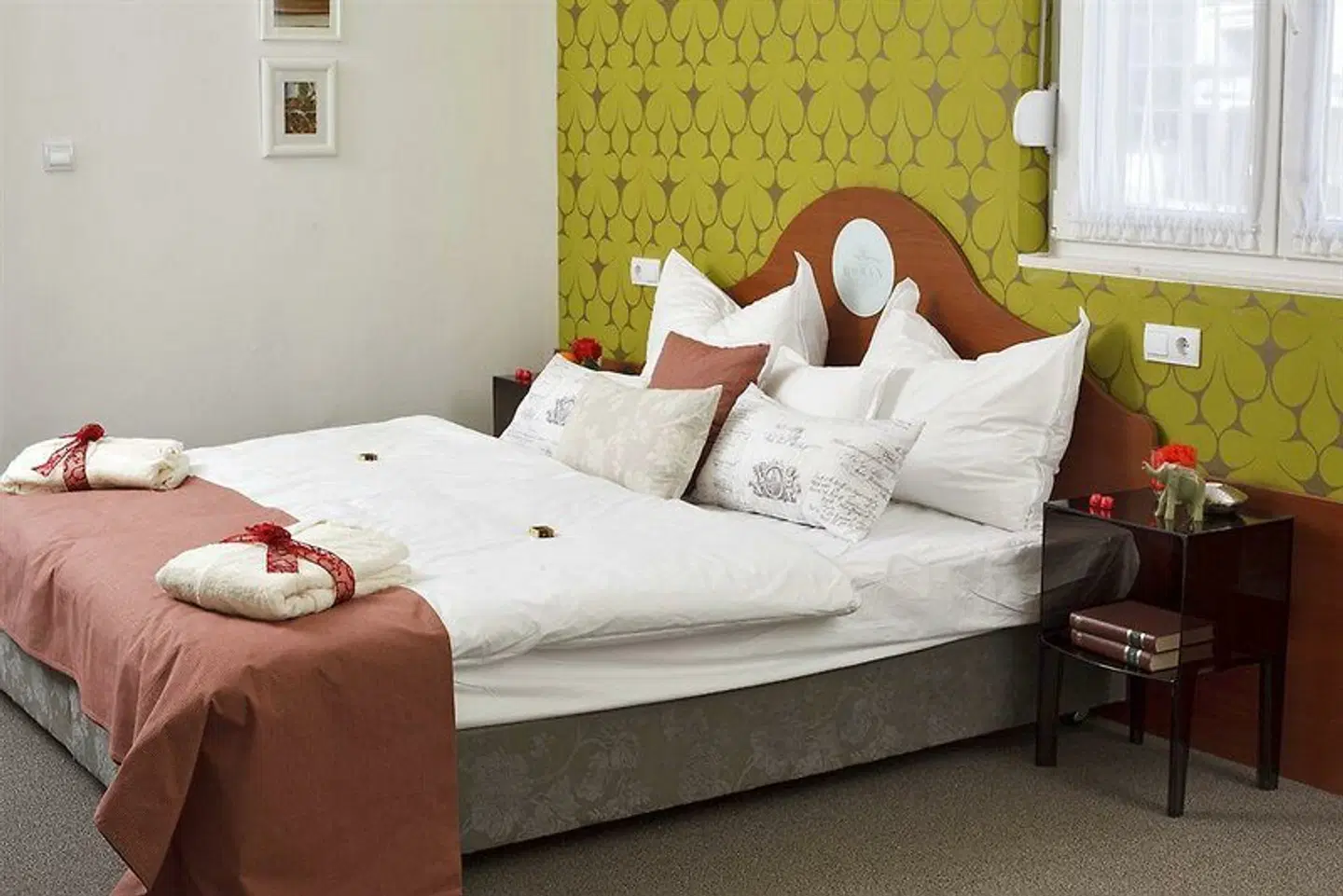 Boban Luxury Suites ROOM_EXAMPLE