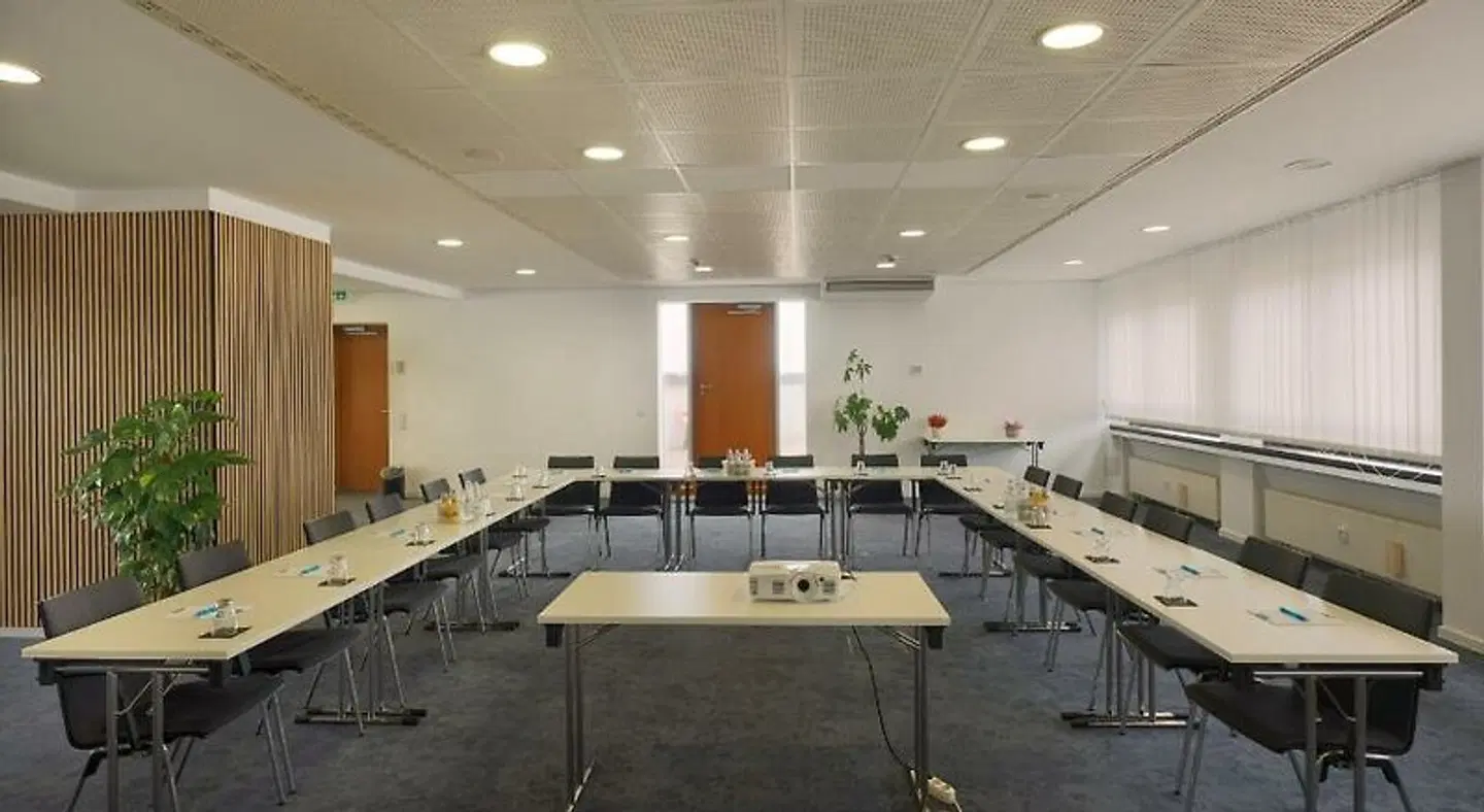 Trip Inn Hotel Frankfurt-Heusenstamm Konferenz