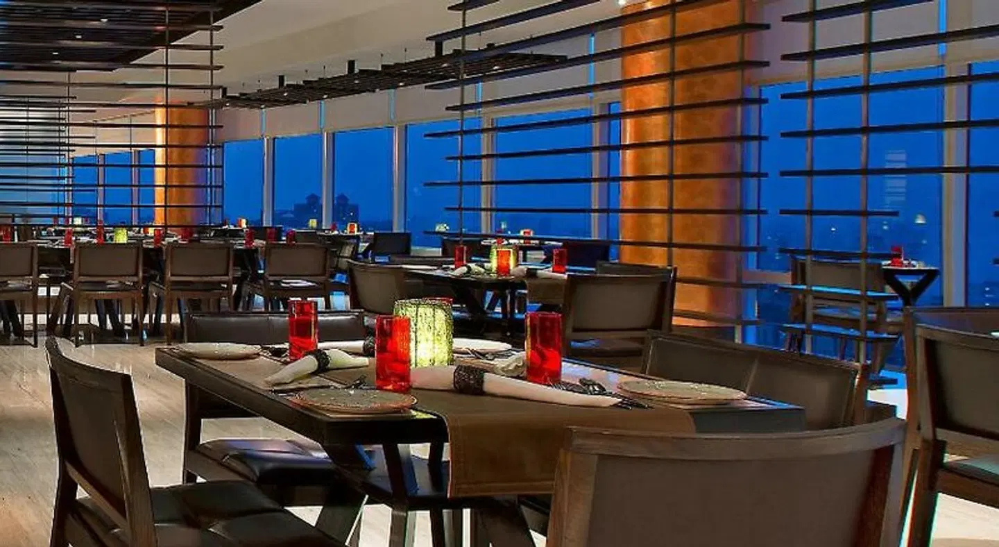 The Westin Mumbai Garden City Bar