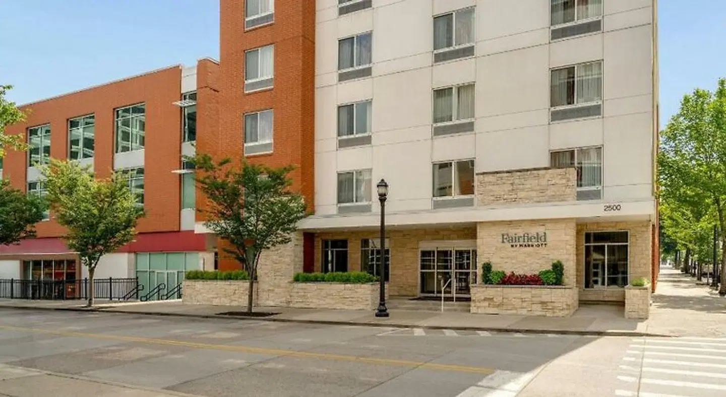 Fairfield by Marriott Inn & Suites Cincinnati Uptown/University Area EXTERIOR