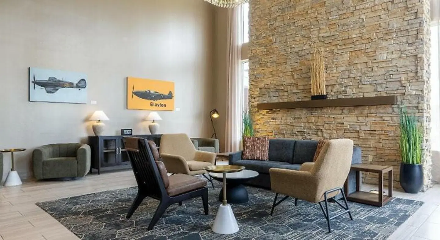 DoubleTree by Hilton Hotel Savannah Airport LOUNGE_LOBBY