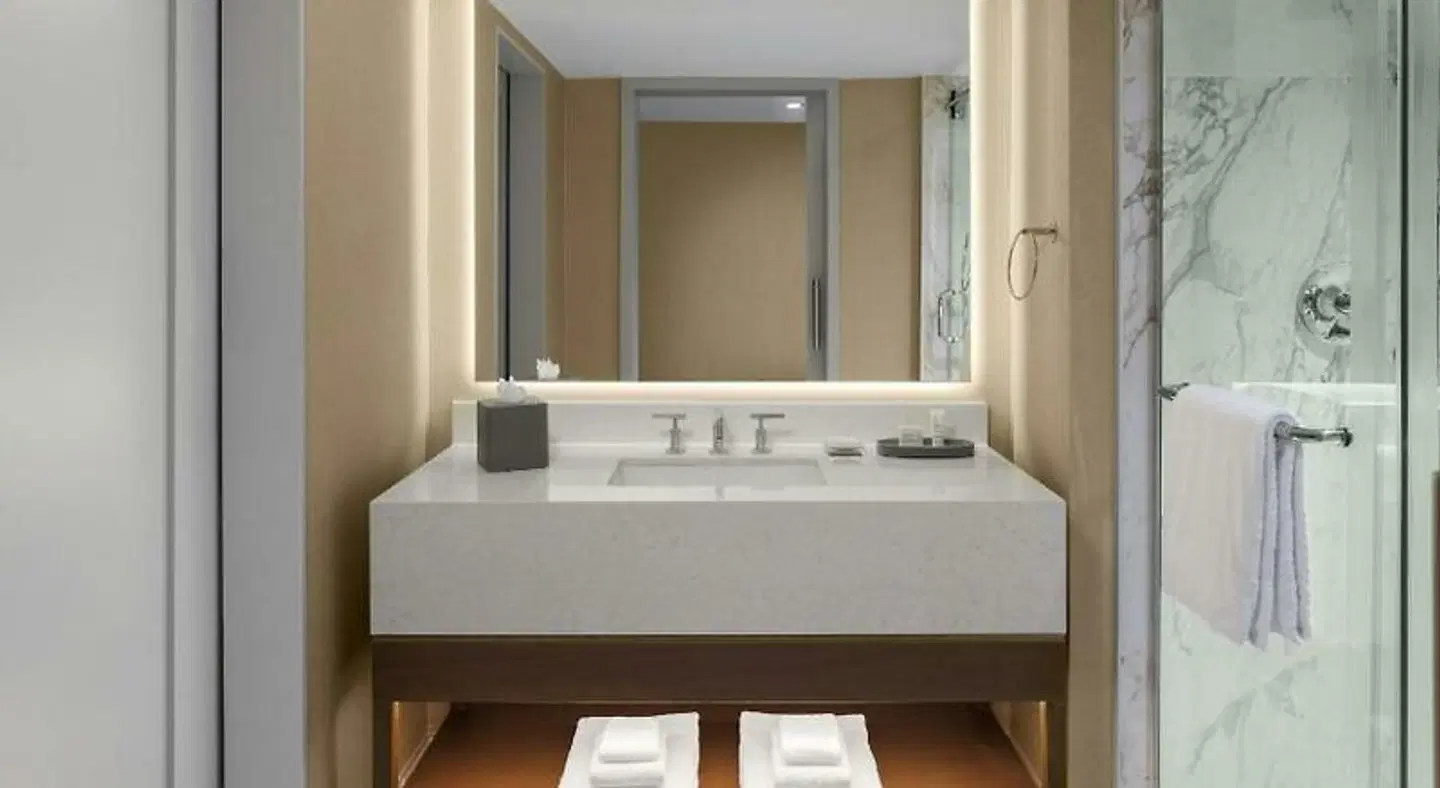 Houston Marriott West Loop by The Galleria Badezimmer