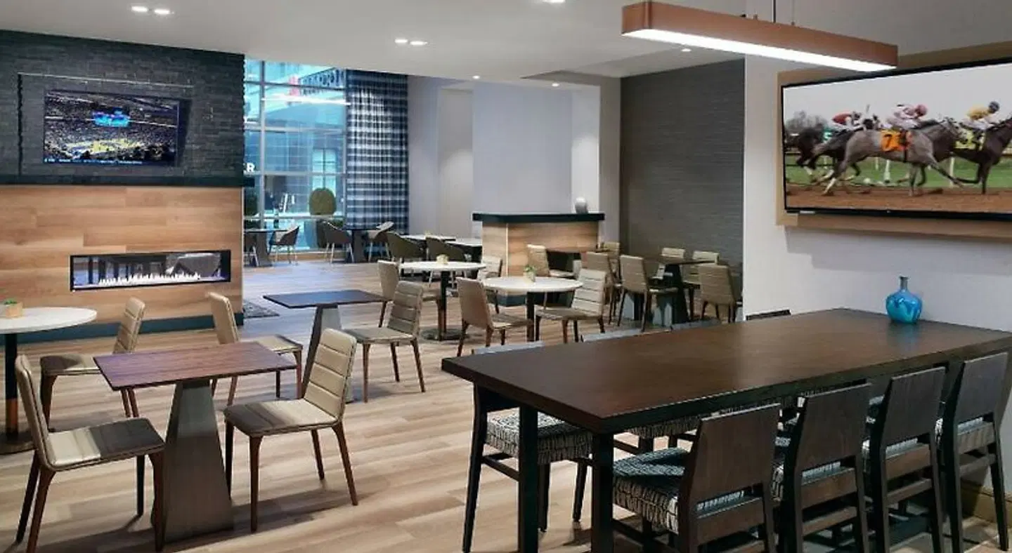 Residence Inn by Marriott Lexington City Center Bar