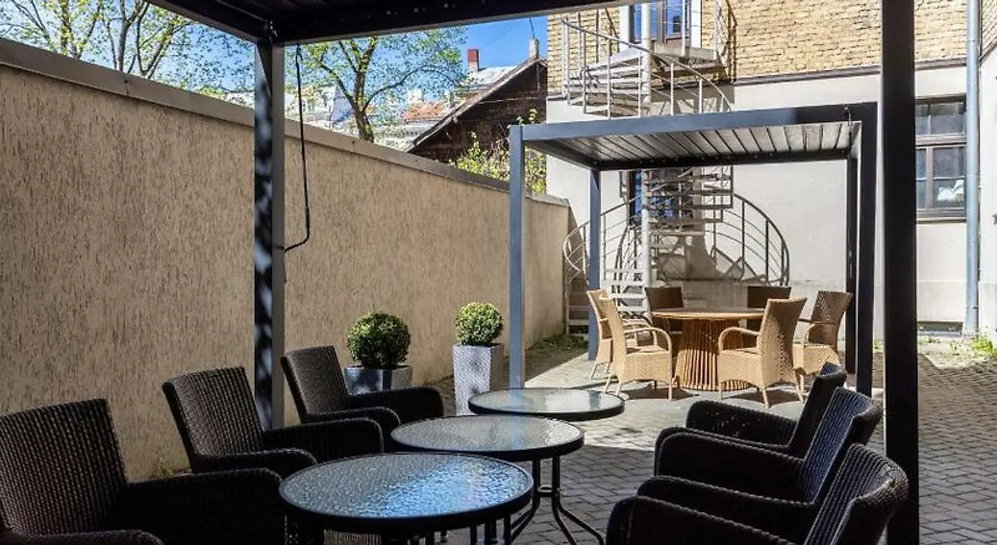 Rixwell Gertrude Hotel Terrasse