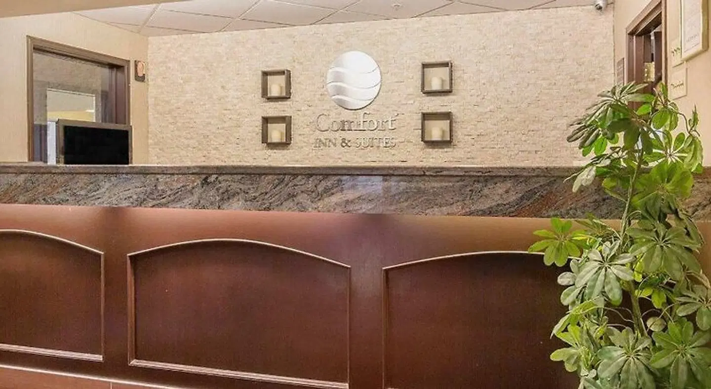 Comfort Inn & Suites University LOUNGE_LOBBY