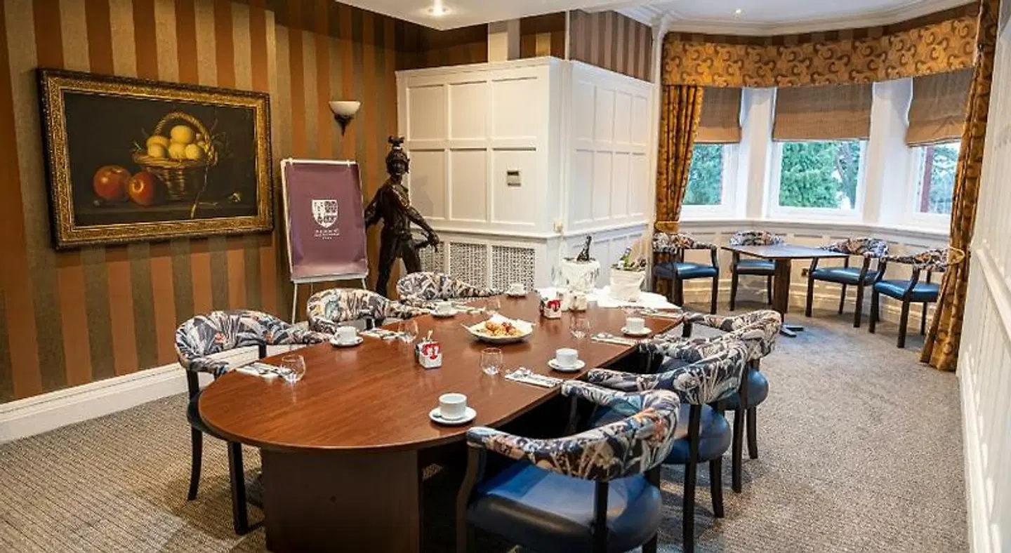 Mount Restaurant