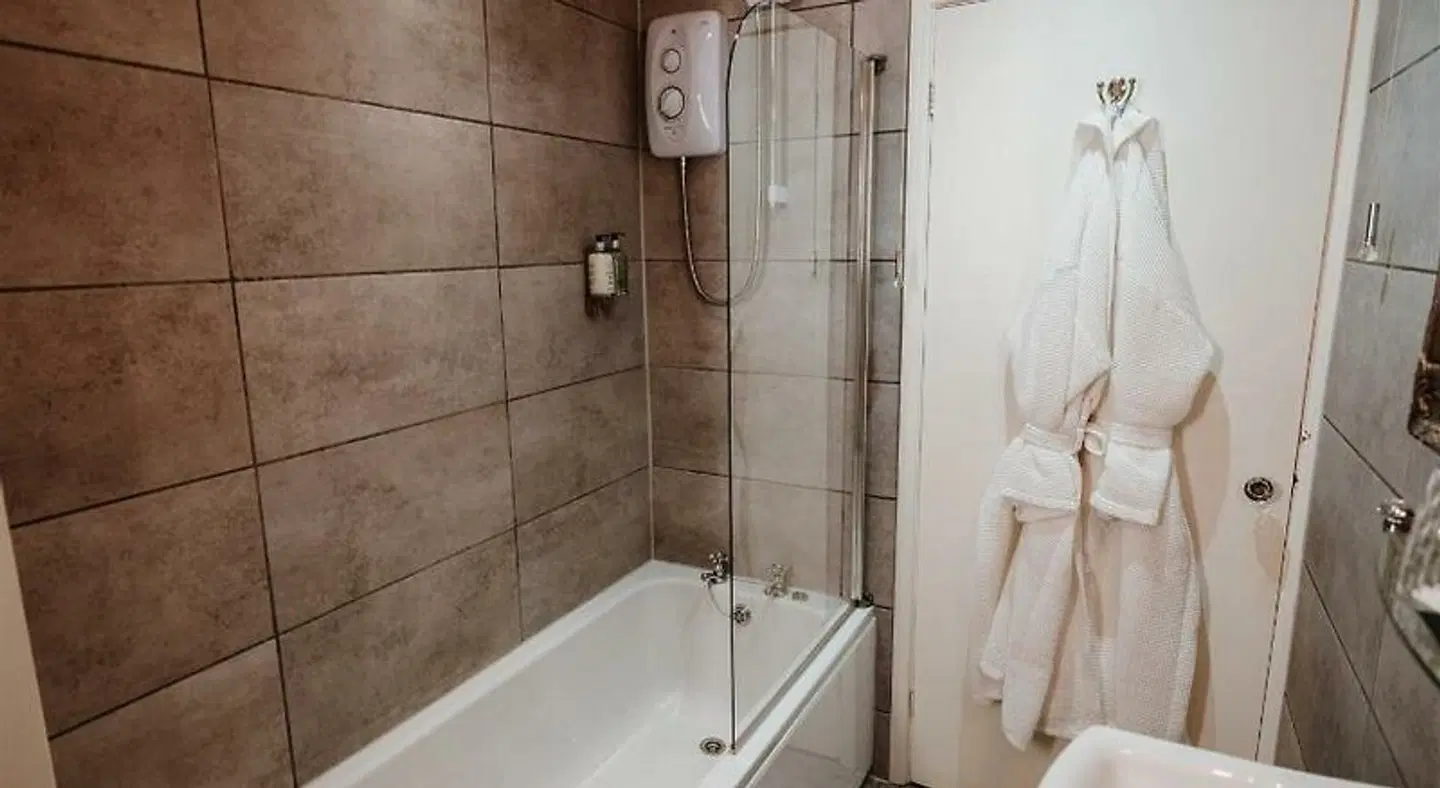 Glewstone Court Badezimmer