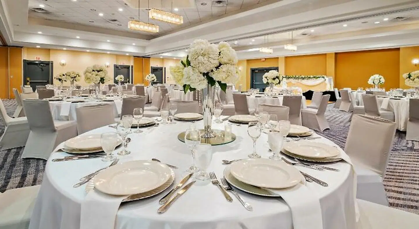 Crowne Plaza Houston Med Ctr-Galleria Area by IHG Restaurant