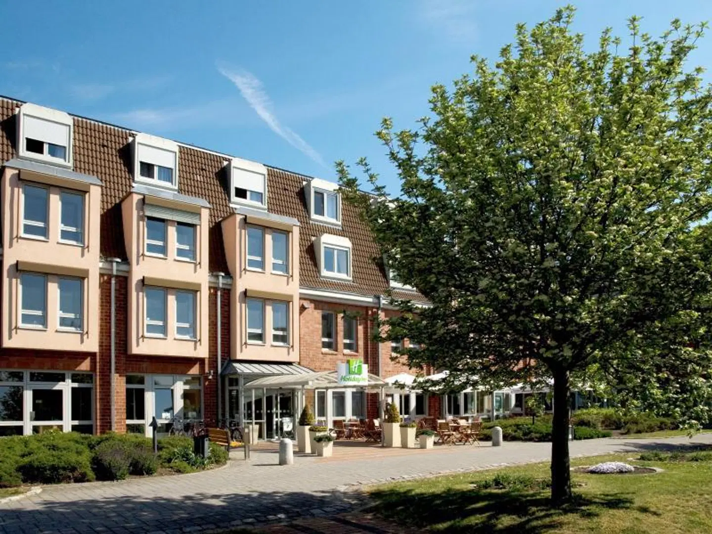 Holiday Inn Leipzig-Günthersdorf EXTERIOR