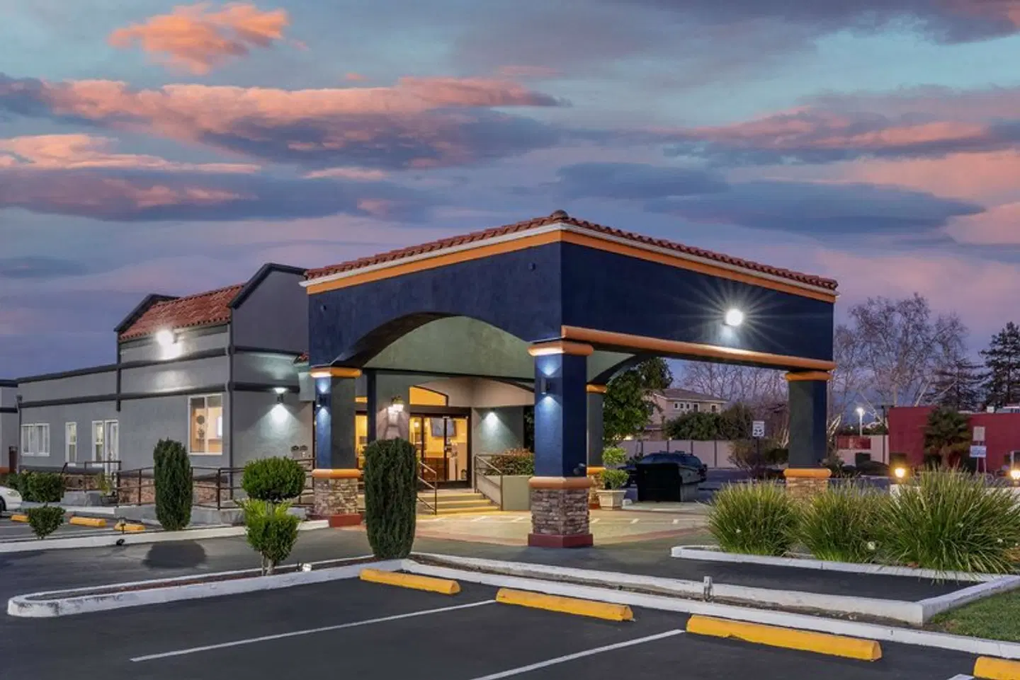 Best Western Inn Santa Clara EXTERIOR