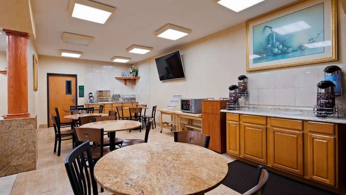 SureStay Plus Hotel By Best Western Mesquite ROOM_EXAMPLE