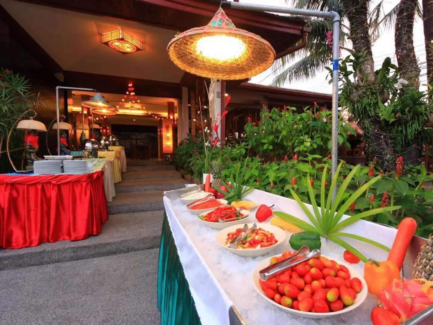 Fanari Khaolak Resort - Courtyard Zone Restaurant