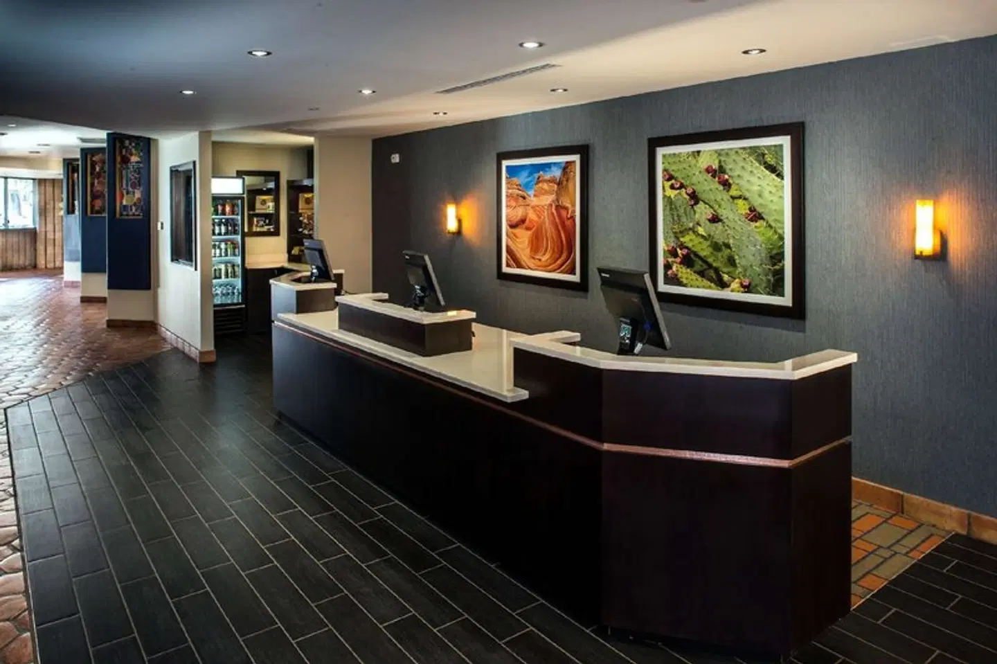 DoubleTree by Hilton Phoenix- Tempe LOUNGE_LOBBY
