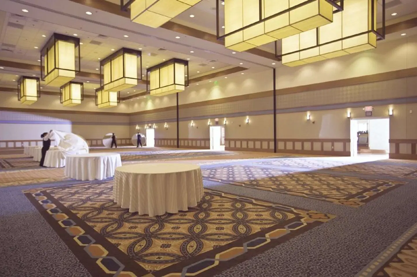 DoubleTree by Hilton Phoenix- Tempe LOUNGE_LOBBY
