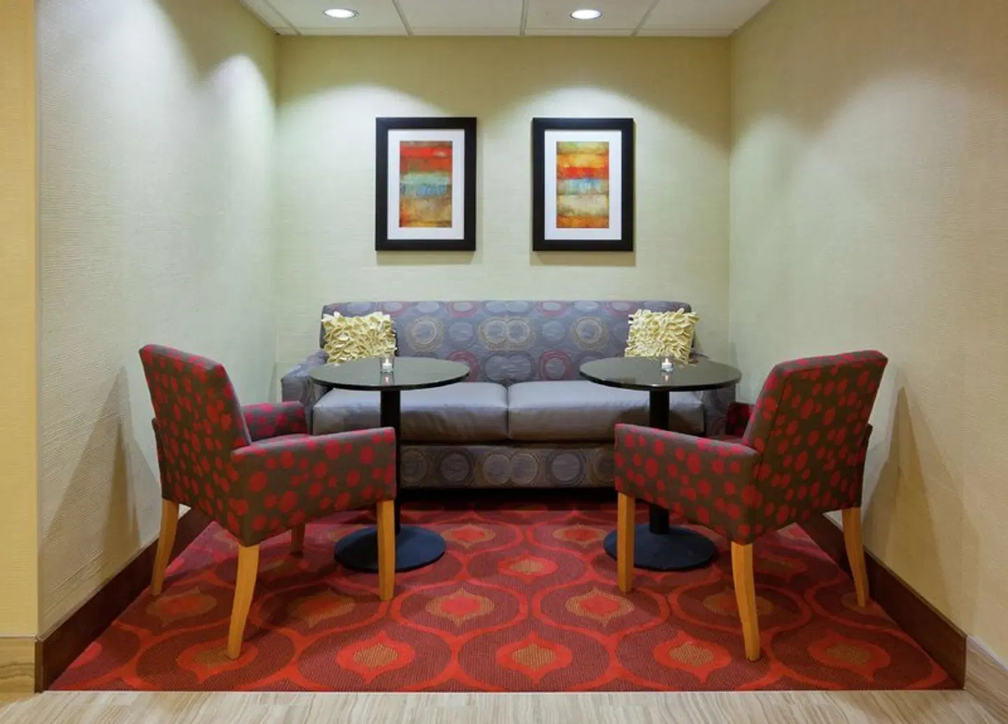 Hampton Inn Rockford LOUNGE_LOBBY