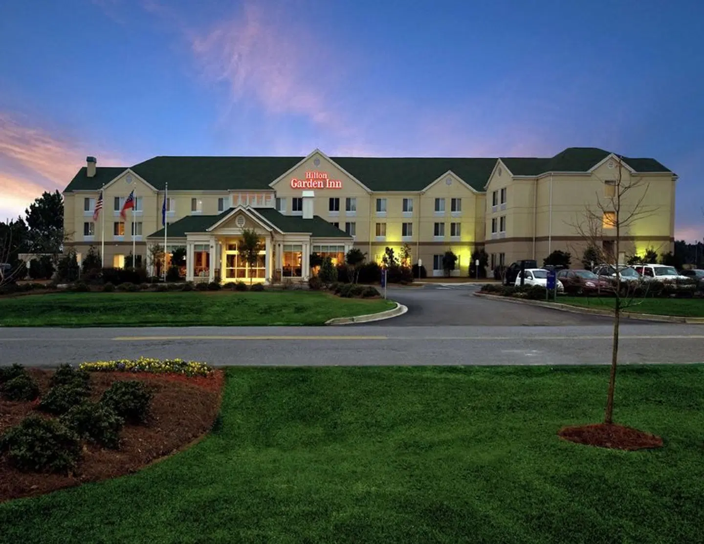 Hilton Garden Inn Savannah Airport EXTERIOR
